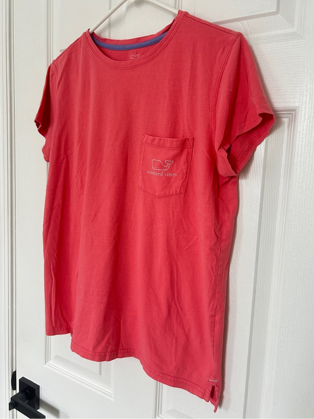 Vineyard Vines | Salmon Pink Short-Sleeve Whale Tee | Relaxed Fit